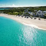 Shoal Bay Villas