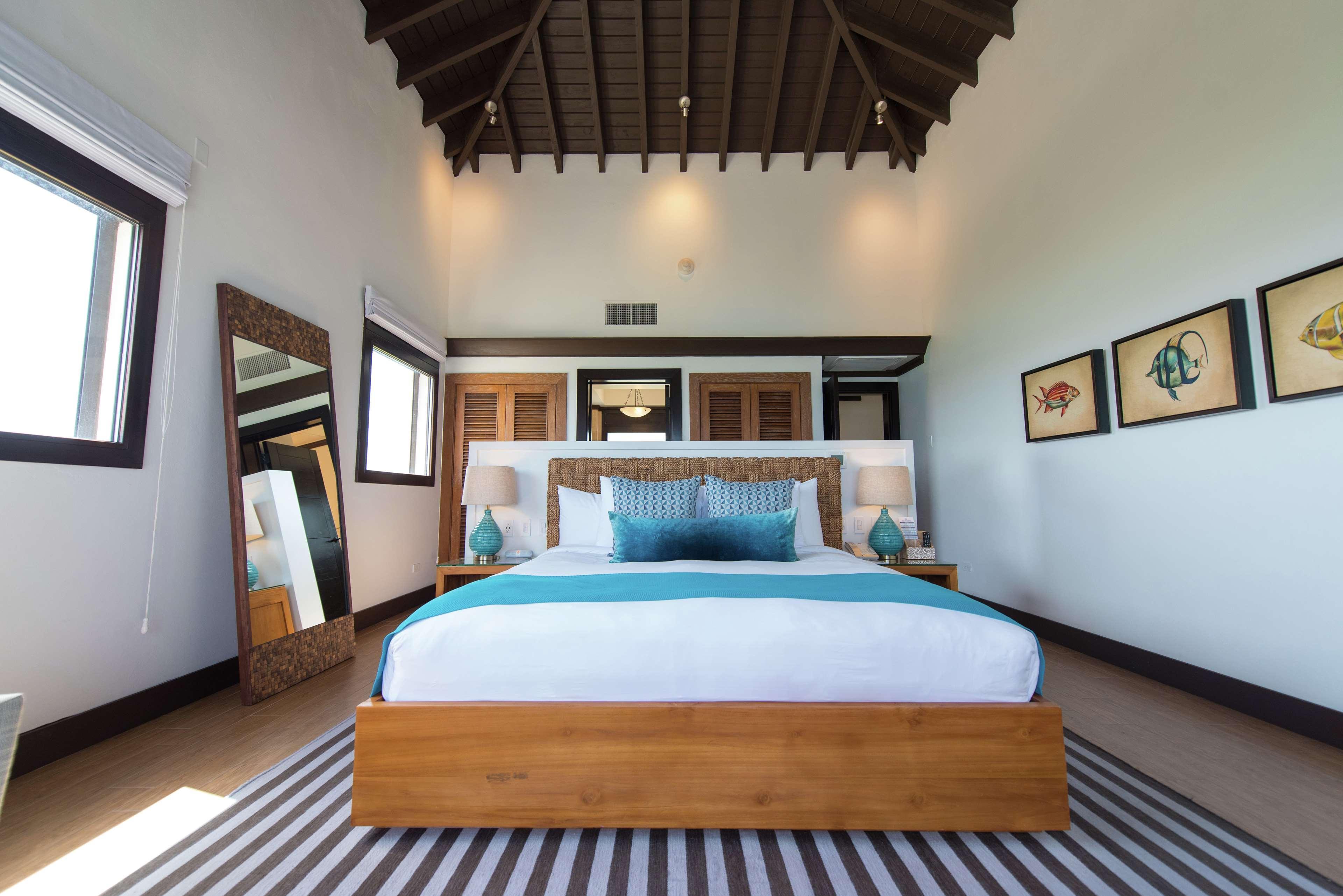 Zemi House, Lxr & 5* Shoal Bay Village
