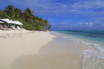 Serenity 3* Shoal Bay Village