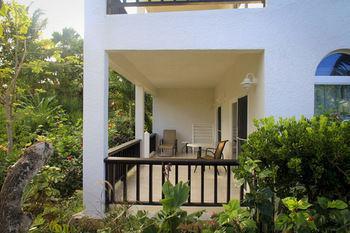 Serenity Hotel