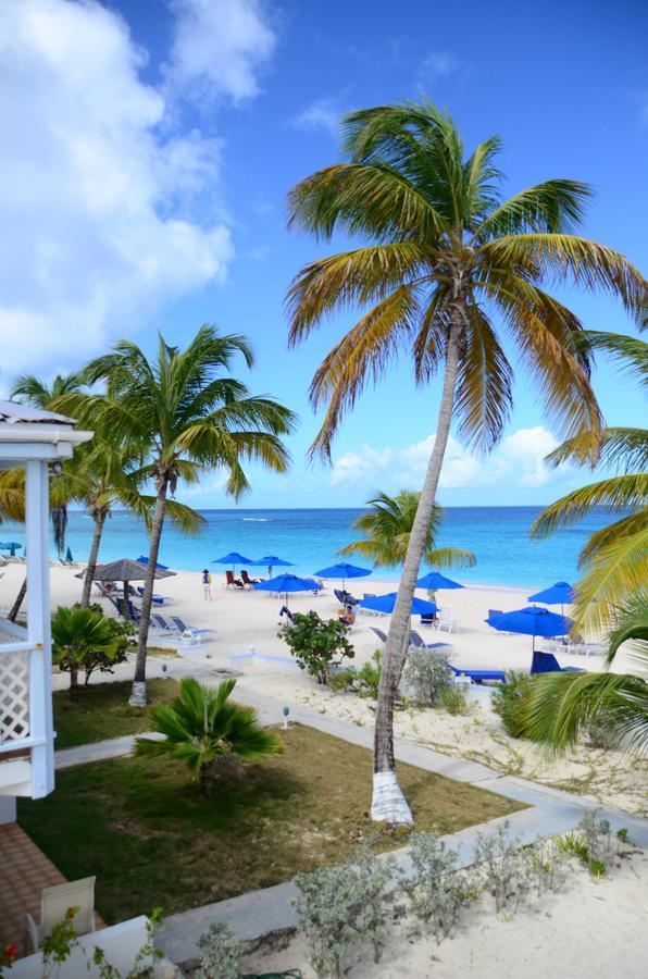 Shoal Bay Hotel