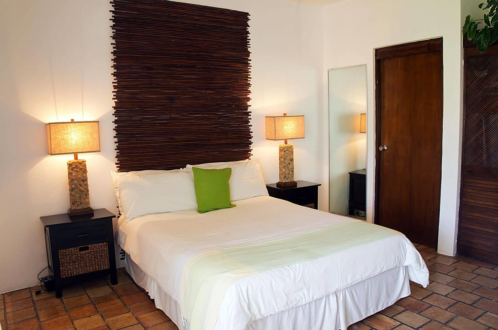 Anacaona Boutique Meads Bay