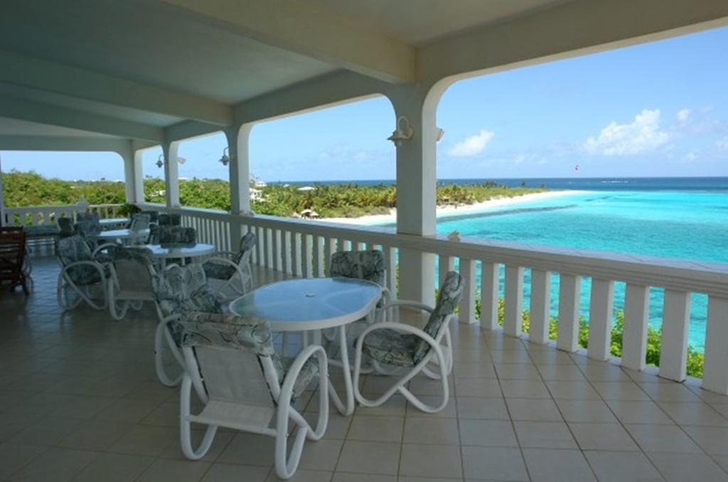 Tortue Shoal Bay Village