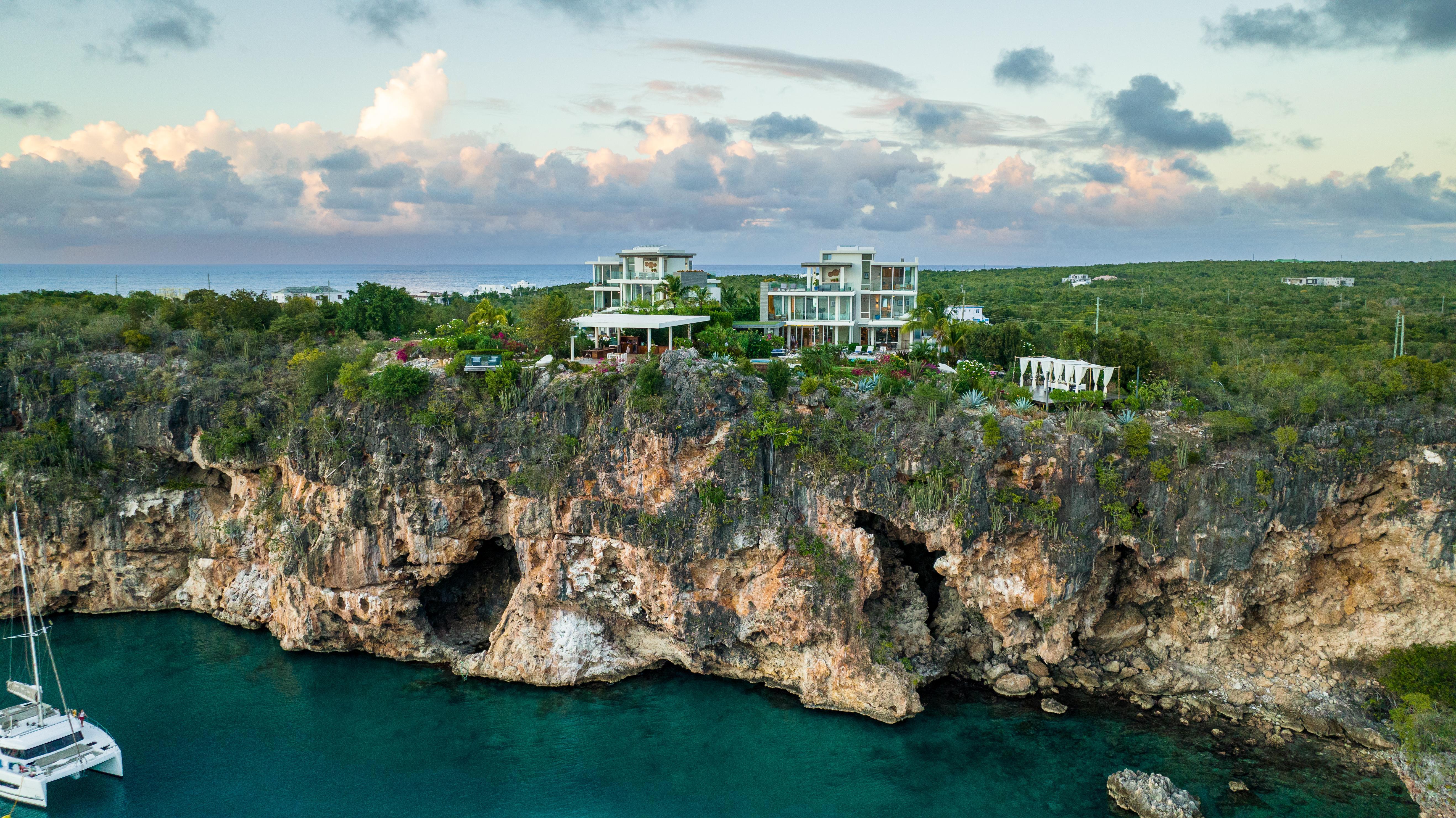 Ani Anguilla Villa *