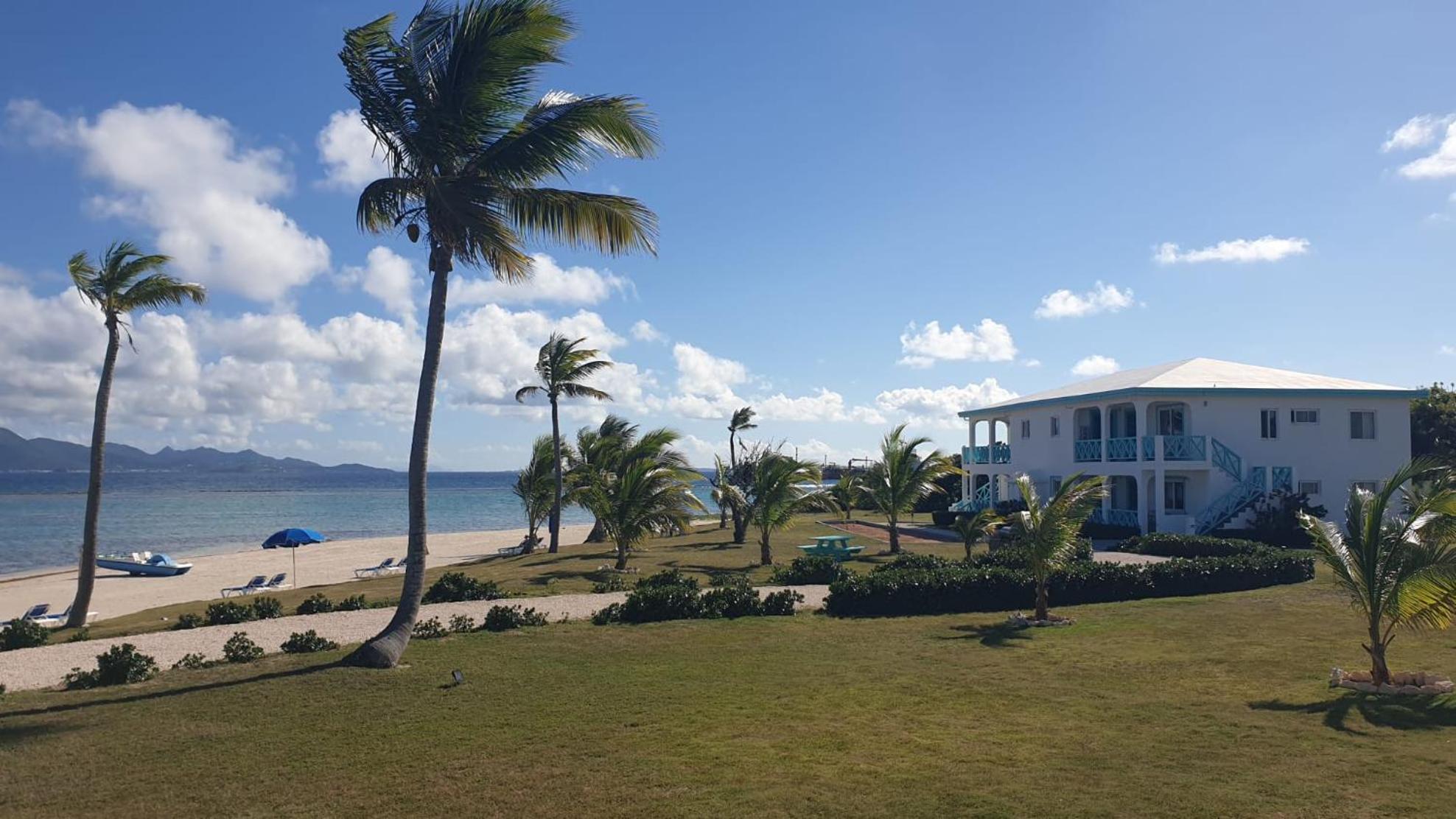 Coralito Bay & The Valley