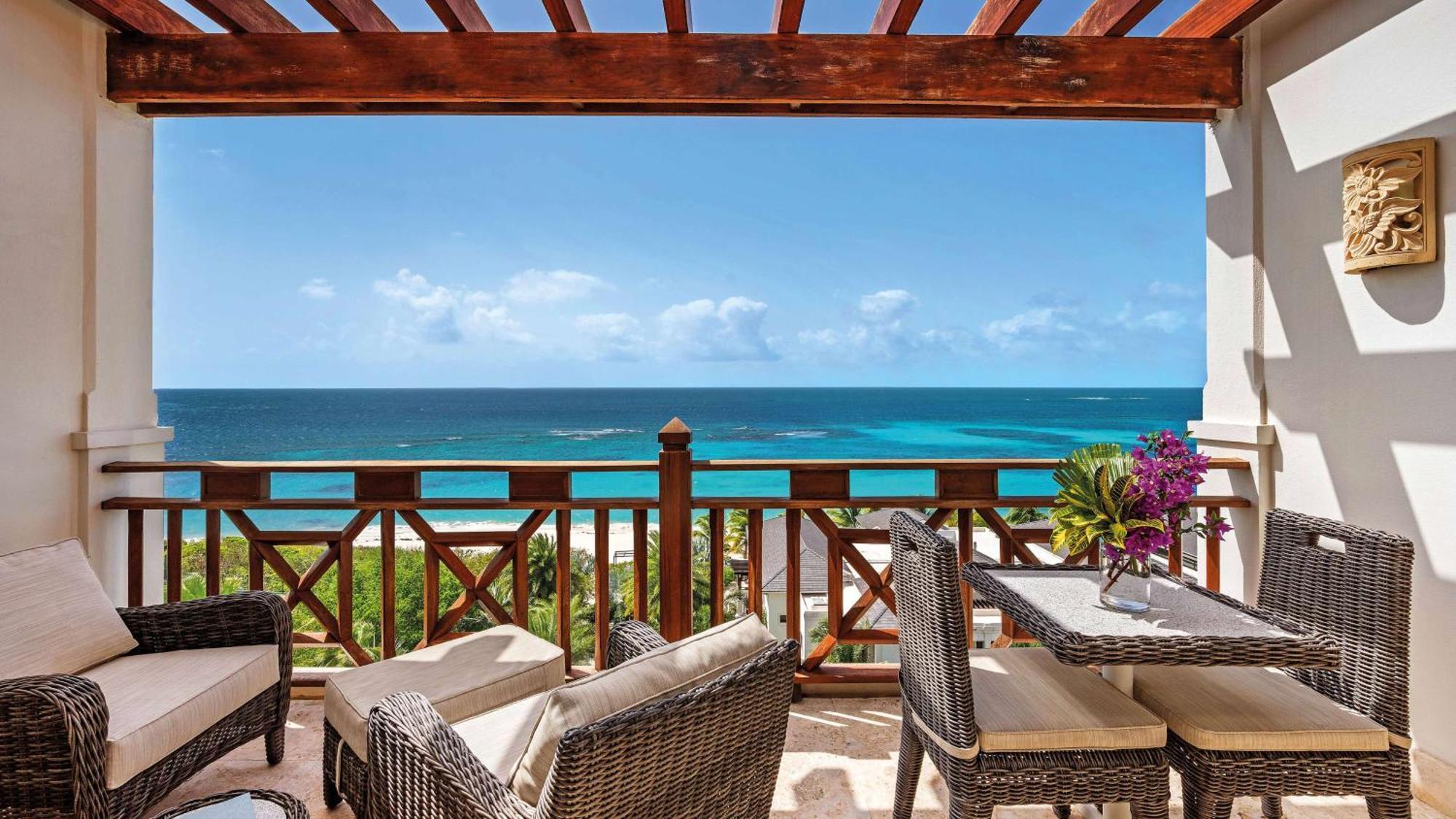 Resort Zemi House, Lxr & Shoal Bay Village
