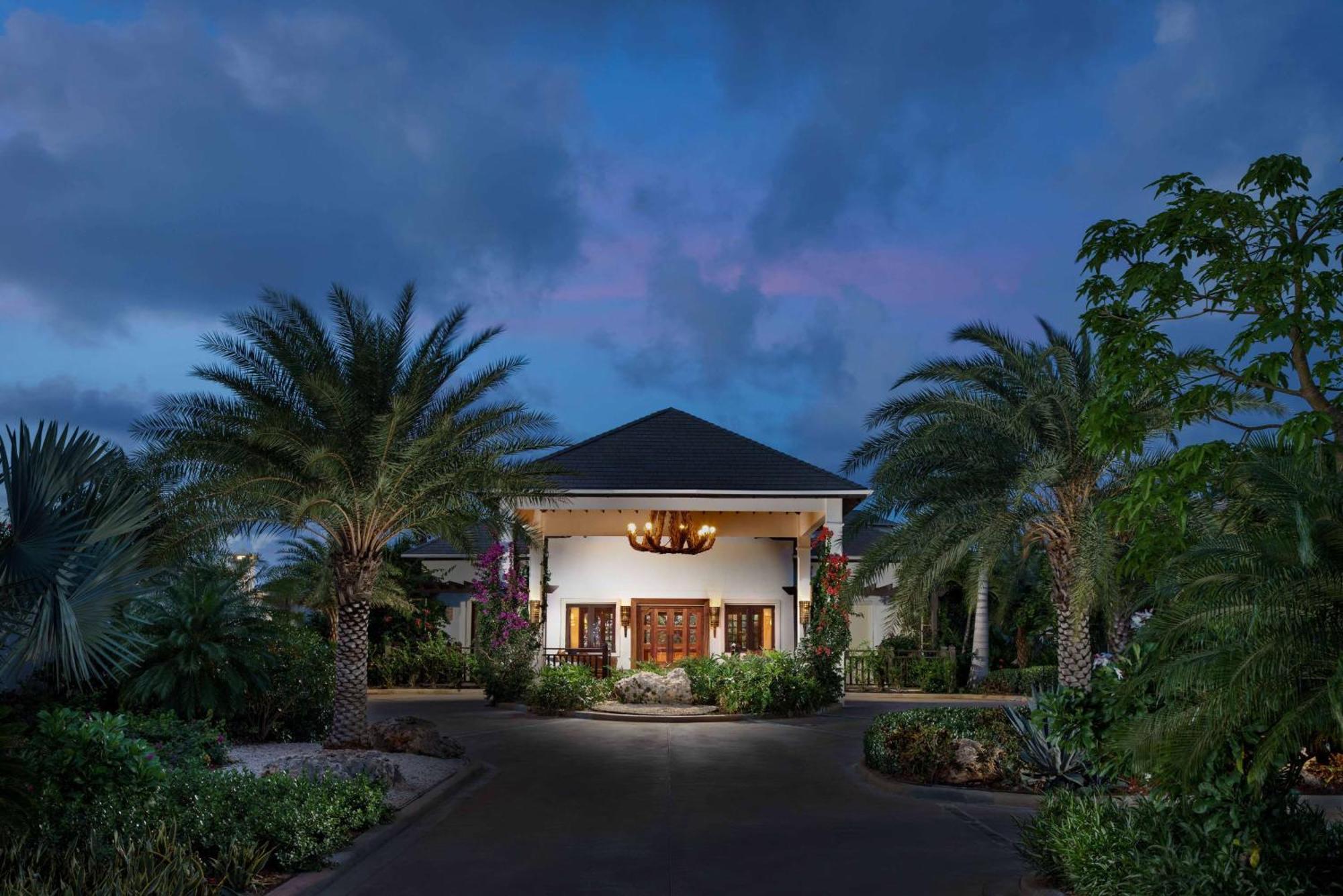 Zemi House, Lxr & Resort