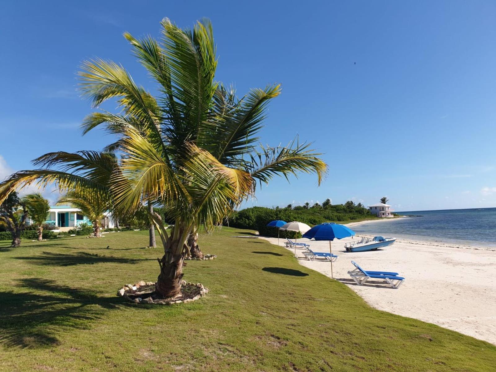 Coralito Bay & *