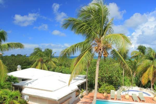 Apartment Allamanda Club Shoal Bay Village