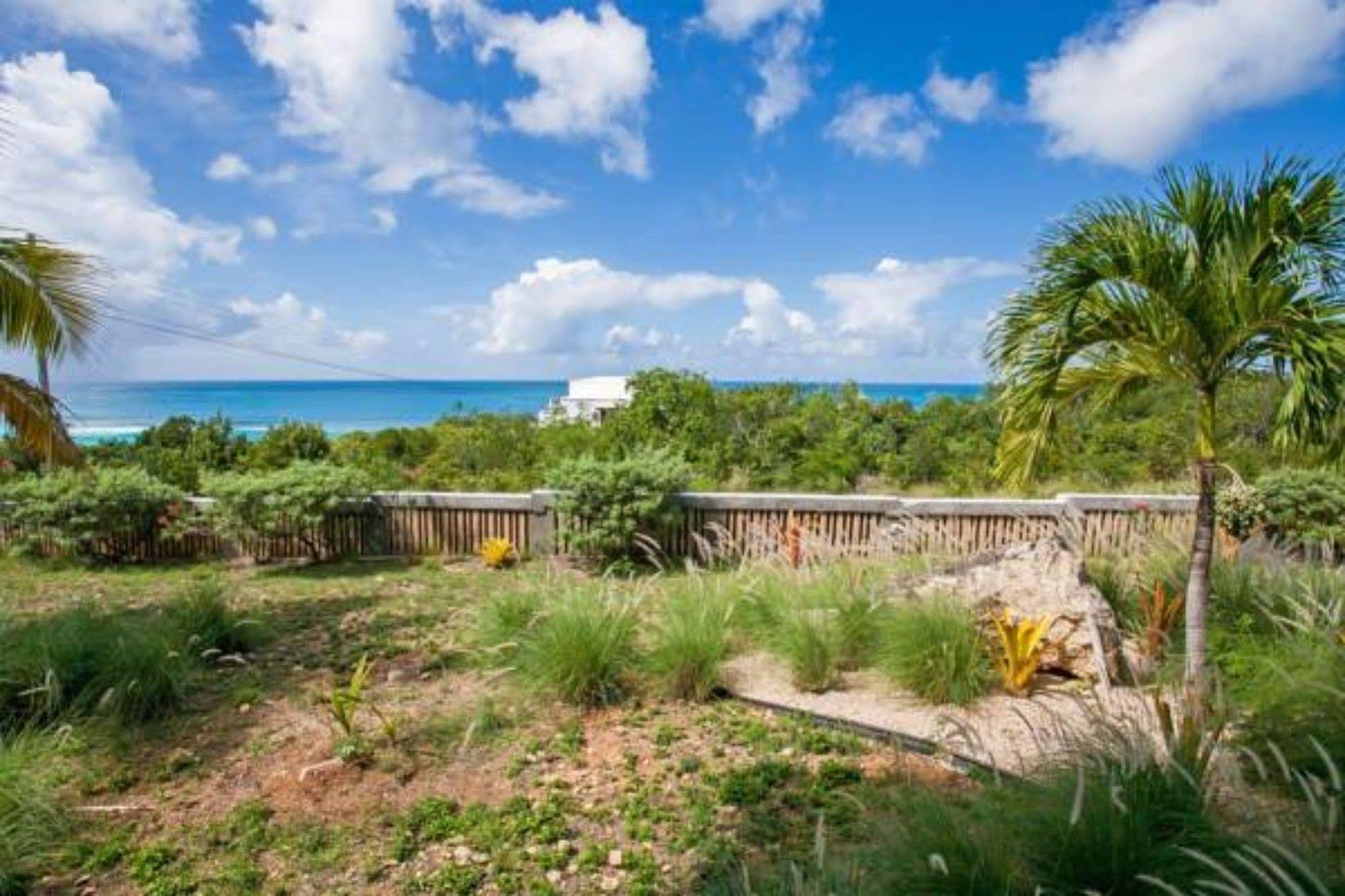 Aparthotel Fountain Anguilla 3*