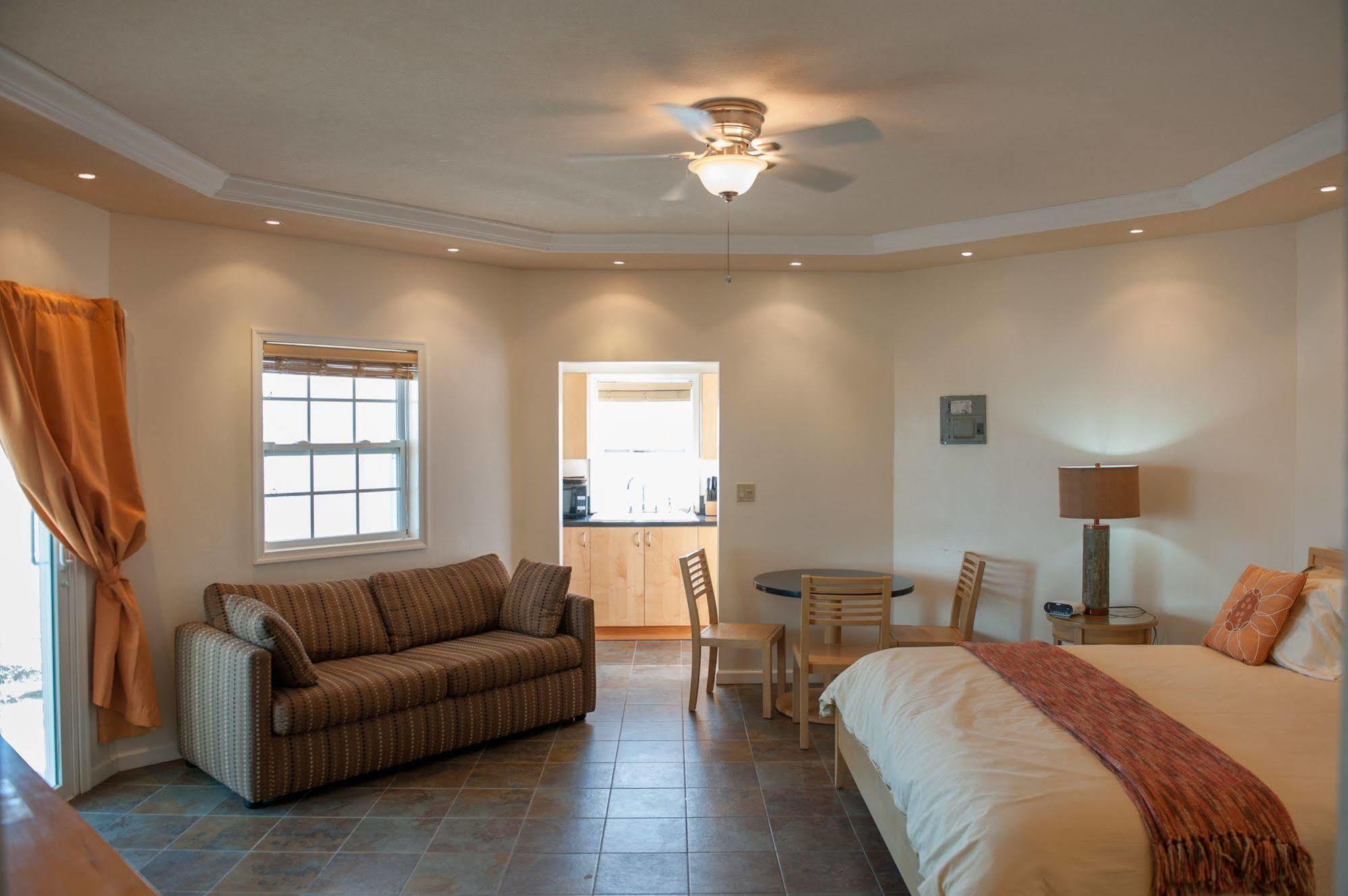 Guest house Arawak Island Harbour