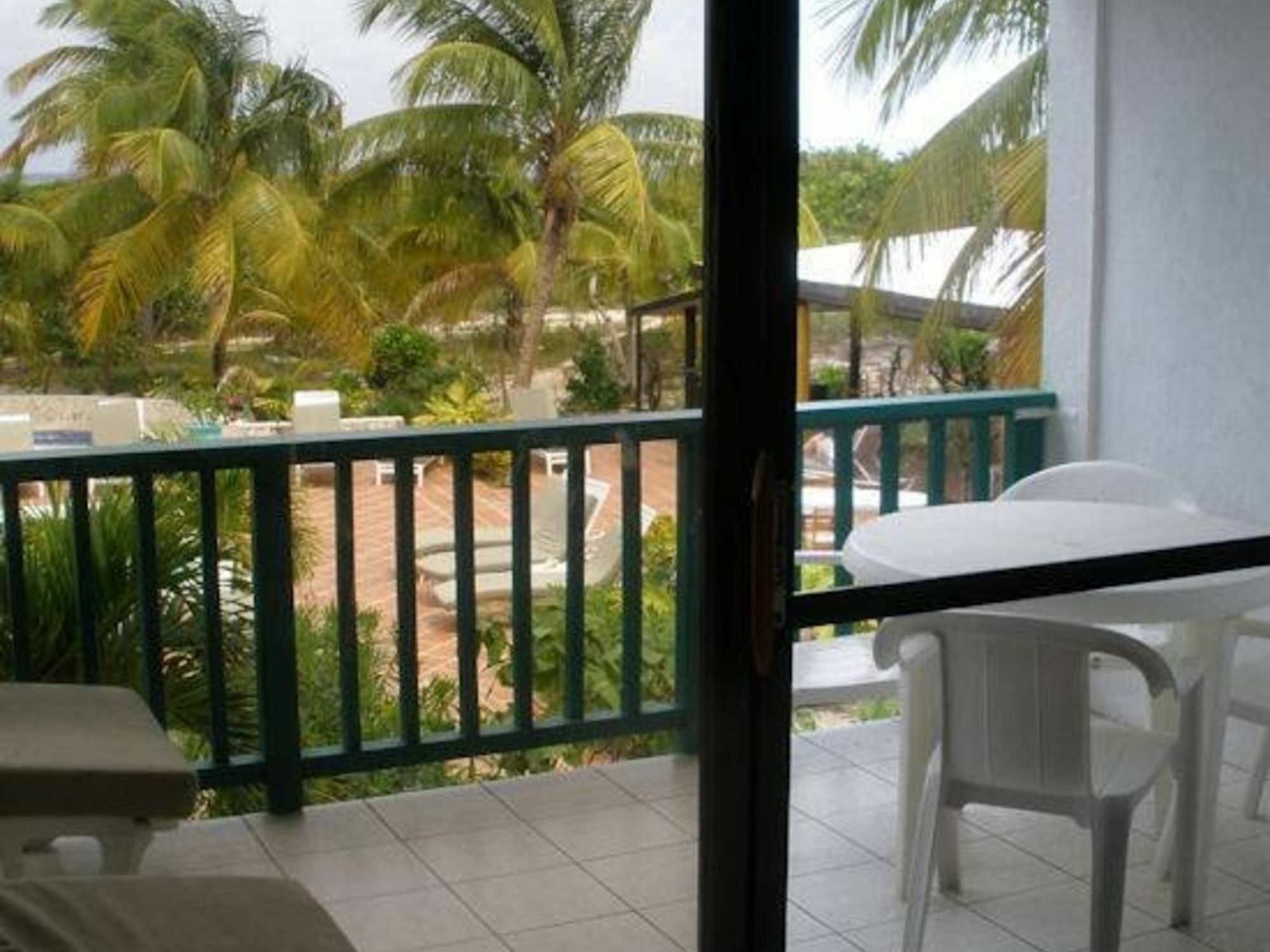Allamanda Club Shoal Bay Village