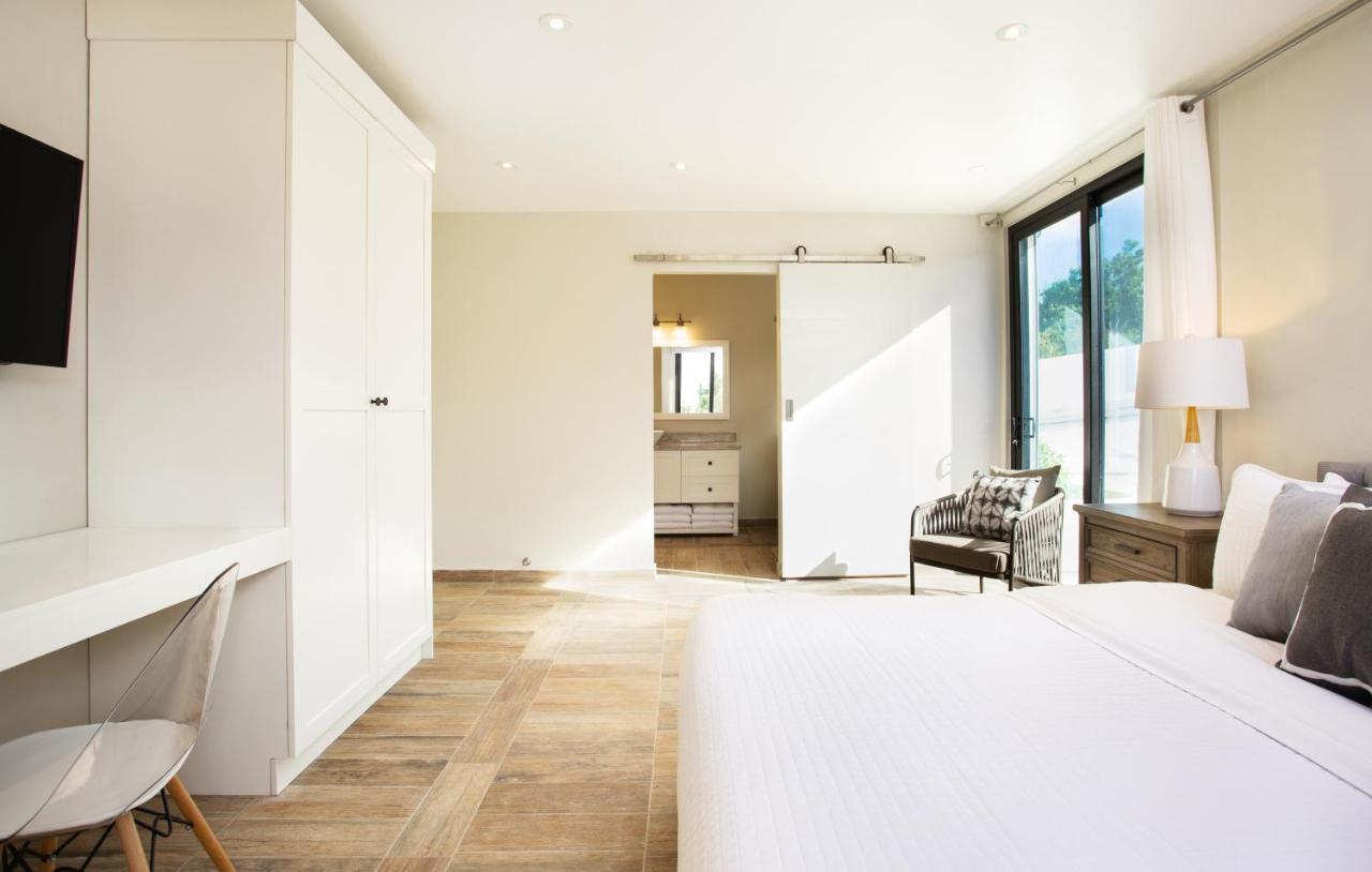Sandcastle House Villa *