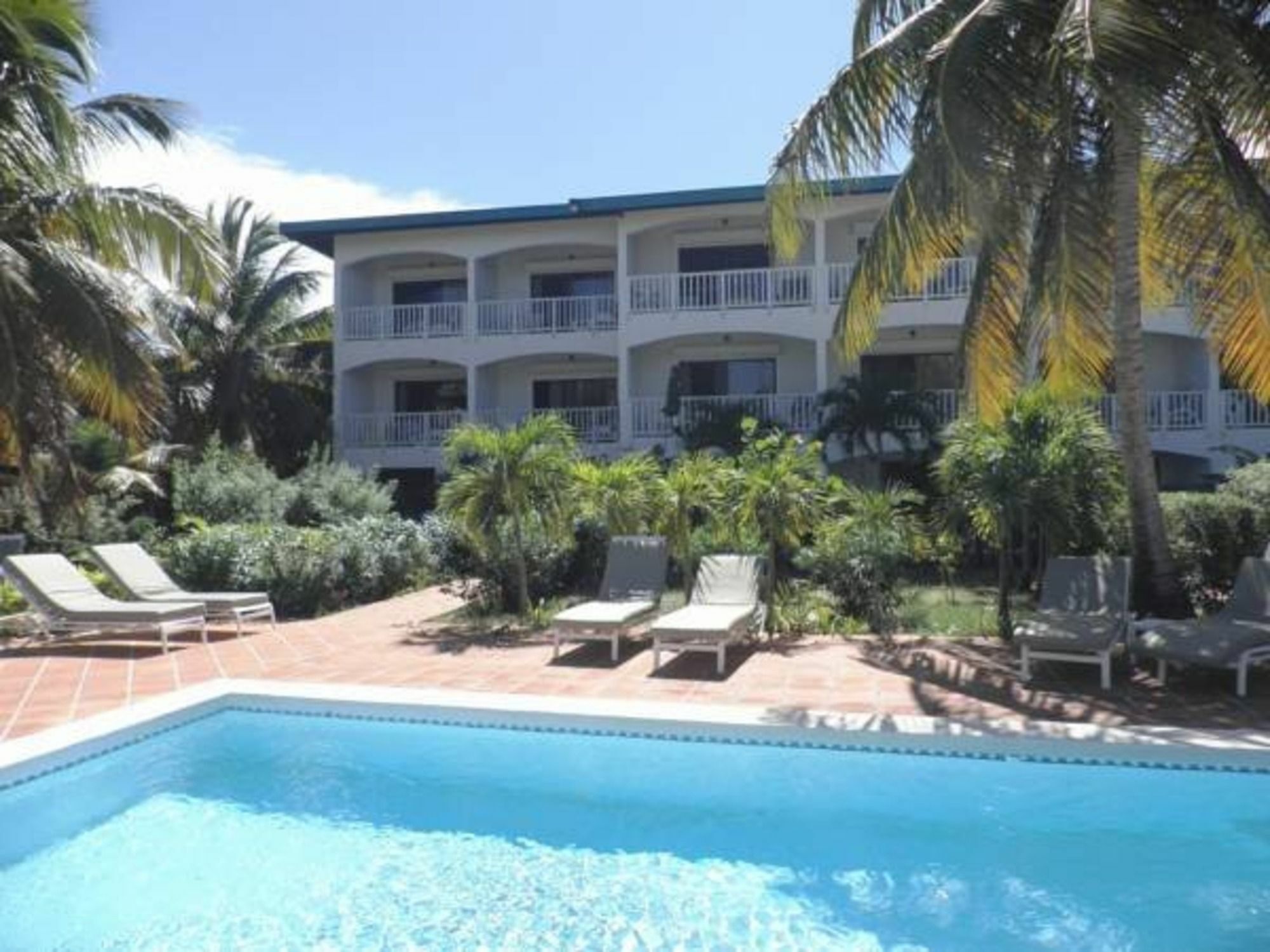 Allamanda Club Apartment Shoal Bay Village